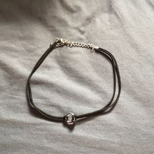 Women’s black choker necklace